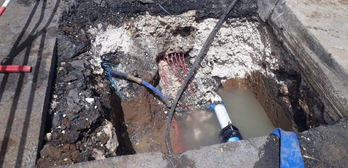 eau Faute de réparation et remplacement, l’état des installations perturbe la distribution d’eau.