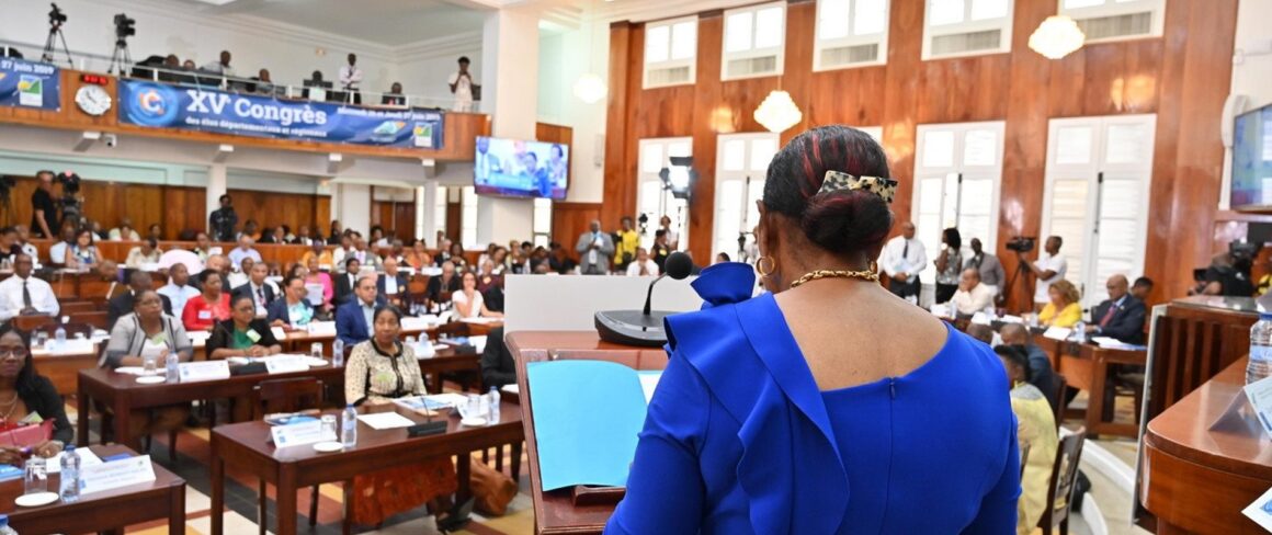 XVIe congrès des élus départementaux et régionaux en décembre 2019. XVIe congrès des élus départementaux et régionaux en décembre 2019.