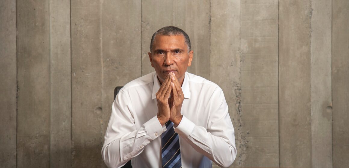 Jacques Bangou, ancien maire de Pointe-à-Pitre, 8e vice-président de Cap excellence, représentant de Cap excellence à la Fondation pour la mémoire de l’esclavage Jacques Bangou, ancien maire de Pointe-à-Pitre, 8e vice-président de Cap excellence, représentant de Cap excellence à la Fondation pour la mémoire de l’esclavage