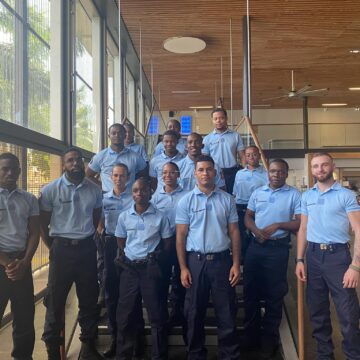 22 gendarmes adjoints volontaires entrent en service et prêtent serment le 12 janvier 2024 aux tribunaux judiciaires de Pointe-à-Pitre et Basse-Terre. Photo : Gendarmerie de Guadeloupe 22 gendarmes adjoints volontaires entrent en service et prêtent serment le 12 janvier 2024 aux tribunaux judiciaires de Pointe-à-Pitre et Basse-Terre. Photo : Gendarmerie de Guadeloupe