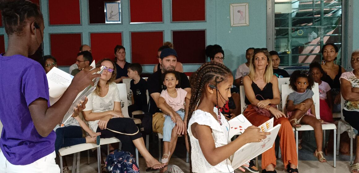 La médiathèque George Nicolo s'illumine à l'occasion de la huitième édition des Nuits de la lecture ce samedi 27 janvier sous le thème du corps. Photo : FB Ici le Gosier La médiathèque George Nicolo s'illumine à l'occasion de la huitième édition des Nuits de la lecture ce samedi 27 janvier sous le thème du corps. Photo : FB Ici le Gosier