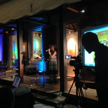 Image d’archive. Vendredi 27 septembre 2013 19h Fort Fleur d'Epée, Le Gosier. Marie-Line Dahomay présente Palé pou sonjé, l'action de la Médiathèque Caraïbe autour de son fonds de collecte sur la mémoire orale de la musique traditionnelle de la Guadeloupe. Photo : FB La Médiathèque Caraïbe - Laméca Image d’archive. Vendredi 27 septembre 2013 19h Fort Fleur d'Epée, Le Gosier. Marie-Line Dahomay présente Palé pou sonjé, l'action de la Médiathèque Caraïbe autour de son fonds de collecte sur la mémoire orale de la musique traditionnelle de la Guadeloupe. Photo : FB La Médiathèque Caraïbe - Laméca