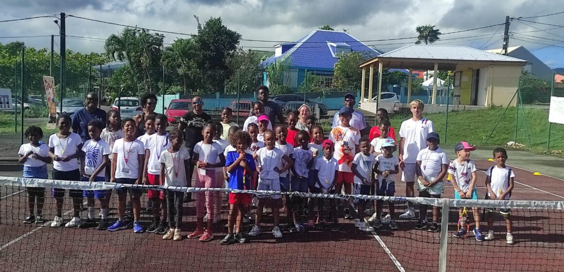 L'association Gwo kako et la ville de Sainte-Rose ont organisé une action de promotion de la santé et du bien-être intitulée "santé bouger" à laquelle plus de 90 enfants ont participé. Photo : FB Ville de Sainte-Rose 971 L'association Gwo kako et la ville de Sainte-Rose ont organisé une action de promotion de la santé et du bien-être intitulée "santé bouger" à laquelle plus de 90 enfants ont participé. Photo : FB Ville de Sainte-Rose 971