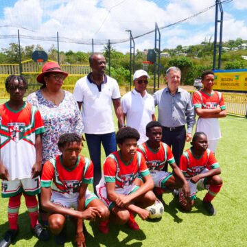 Le plateau sportif nommé city stade Robert Promeneur a été inauguré à la Cité Saint-Dominique de Cadet à Baillif le samedi 27 avril Le plateau sportif nommé city stade Robert Promeneur a été inauguré à la Cité Saint-Dominique de Cadet à Baillif le samedi 27 avril