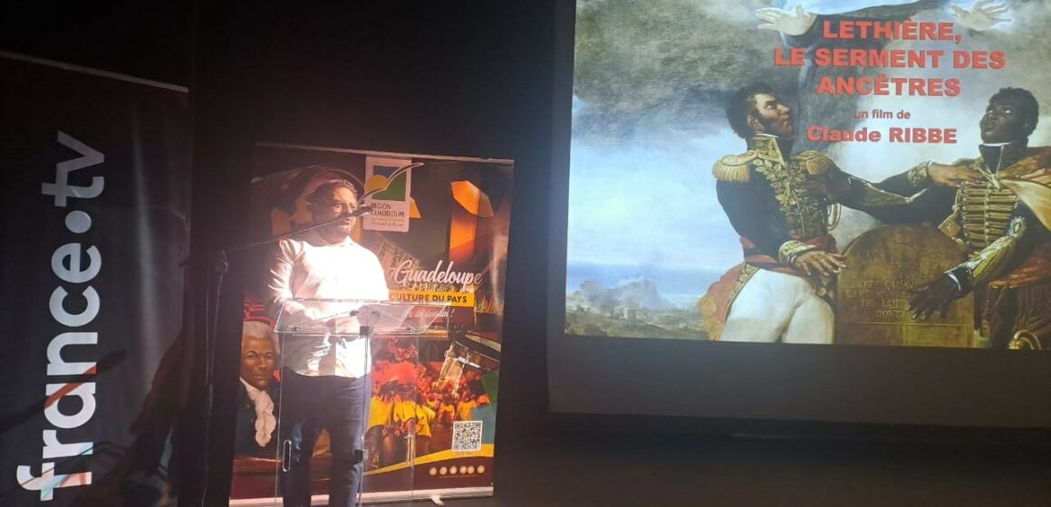 « Le serment des ancêtres », documentaire de 52 minutes signé Claude Ribbe a été projeté en avant-première le 3 mai au Mémorial acte. Photo: Région Guadeloupe « Le serment des ancêtres », documentaire de 52 minutes signé Claude Ribbe a été projeté en avant-première le 3 mai au Mémorial acte. Photo: Région Guadeloupe