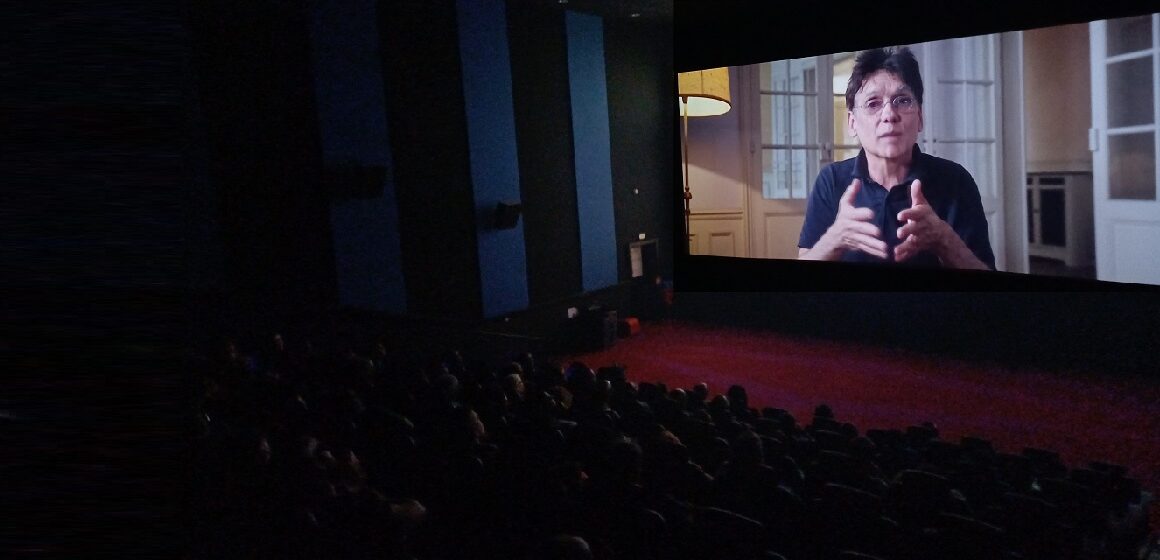 Près d’une centaine de spectateurs assiste à la projection du film « Personne n’y comprend rien » au Cinéstar (Les Abymes) le 15 avril 2025. Photo : Le Courrier de Guadeloupe Près d’une centaine de spectateurs assiste à la projection du film « Personne n’y comprend rien » au Cinéstar (Les Abymes) le 15 avril 2025. Photo : Le Courrier de Guadeloupe