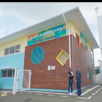 Le chantier de mise aux normes antisismiques de l'école élémentaire Gratien Candace à Baillif, a été livré ce 2 juillet. Photo : capture écran vidéo Région Guadeloupe Le chantier de mise aux normes antisismiques de l'école élémentaire Gratien Candace à Baillif, a été livré ce 2 juillet. Photo : capture écran vidéo Région Guadeloupe