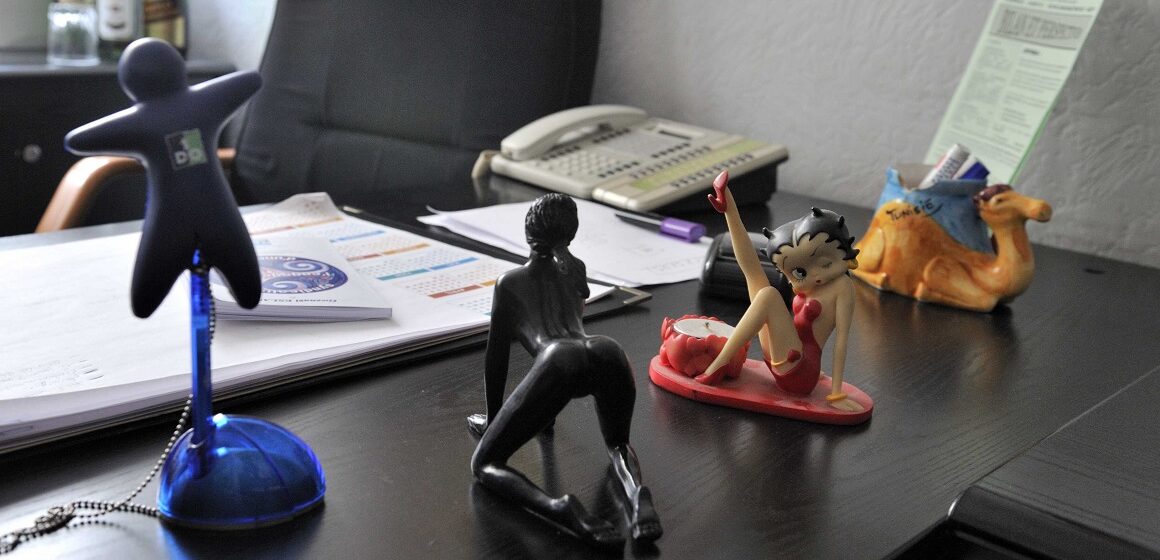 Photo d’illustration. Archive de 2011 du bureau d’un mis en cause dans une affaire de harcèlement scandale sexuel à la RATP. Photo : Cotelle Pascal / Sipa Photo d’illustration. Archive de 2011 du bureau d’un mis en cause dans une affaire de harcèlement scandale sexuel à la RATP. Photo : Cotelle Pascal / Sipa