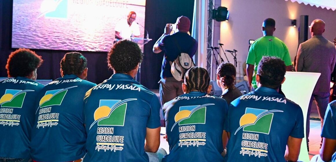 Au Mémorial Acte, vendredi 21 novembre, le président de Région Ary Chalus a officiellement lancé le compte à rebours de la prochaine Route du Rhum Destination Guadeloupe Au Mémorial Acte, vendredi 21 novembre, le président de Région Ary Chalus a officiellement lancé le compte à rebours de la prochaine Route du Rhum Destination Guadeloupe