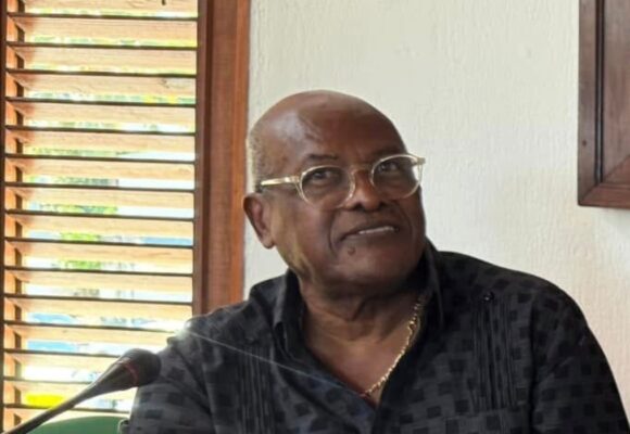 Henri Yacou, 1er adjoint au maire de Sainte-Rose. Photo : CANBT